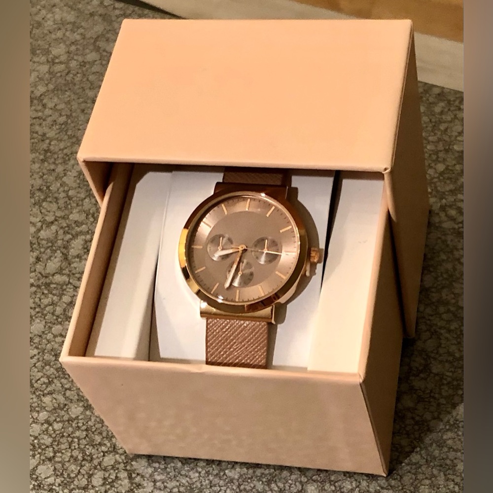 Rose Gold Watch - Picture 2 of 6